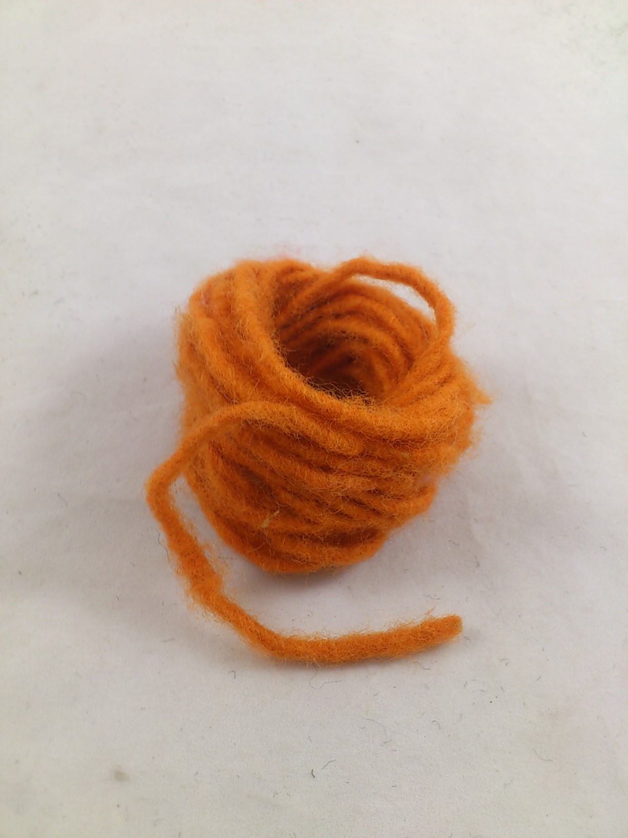 String of wool 55 m. orange (OR04)