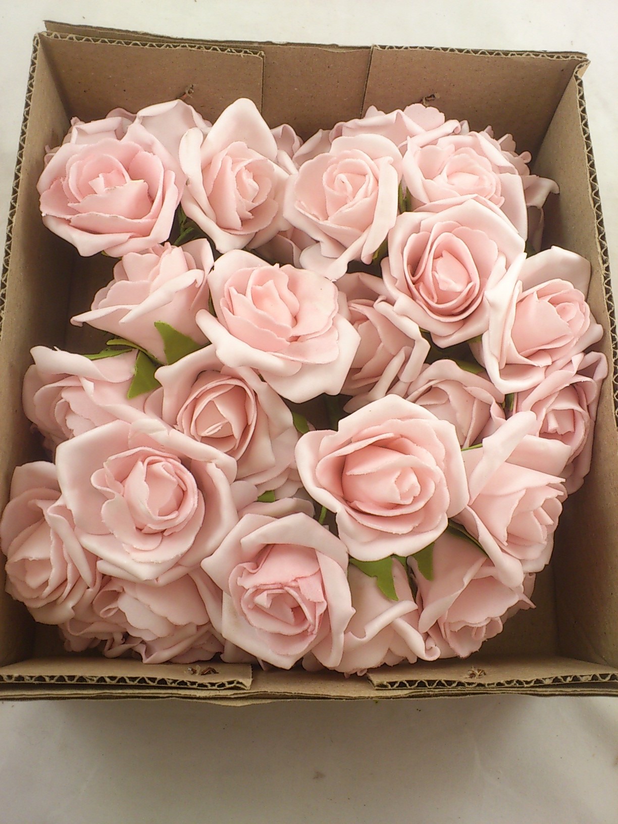 Foam rose 6 cm pink (6x7 p.)