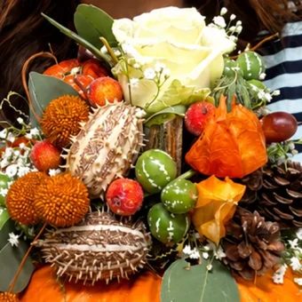 DIY Herfst Grote Pompoen arrangement - Carlein Tukkers - Dentergem - bloemschikmateriaal.webp