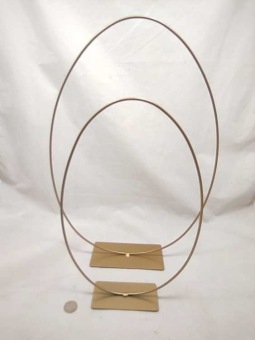 Egg on feet 47 cm gold