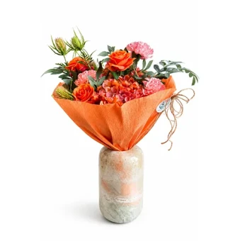Kunstboeket luxe zalmroze zijden bloemen 65 cm 10 takken met rozen anjers hortensia distel en varen voor cadeau en woondecora