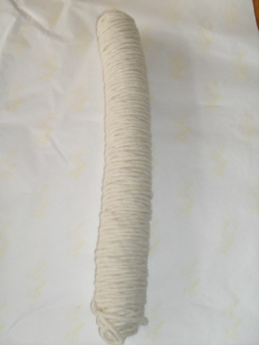 String of wool 55 m. cream milk (WE04)