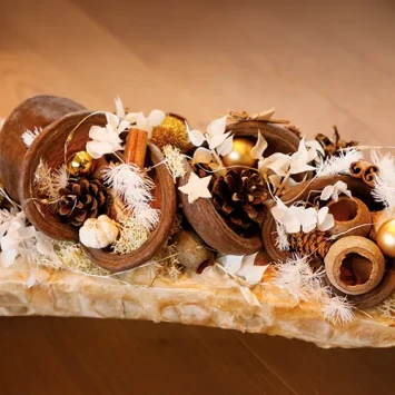 Bloemschikken Special - DIY Kerststuk boog maisonannesuzanne - Dentergem - bloemschikmateriaal