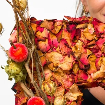 DIY vierkante krans rozenblaadjes 35 cm - Dentergem - bloemschikmateriaal