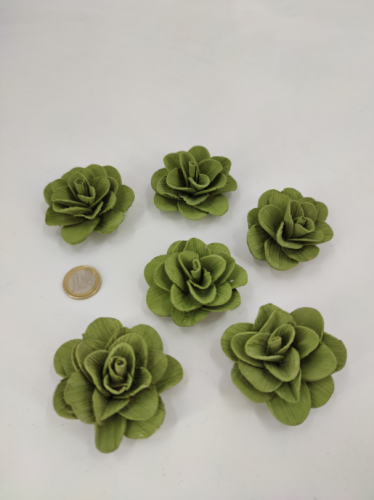 Roses en bois 6 cm  6 st. vert