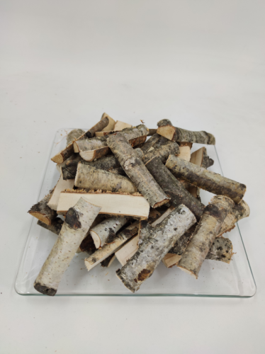 Half birch logs H 10 cm approx.  1 kg.